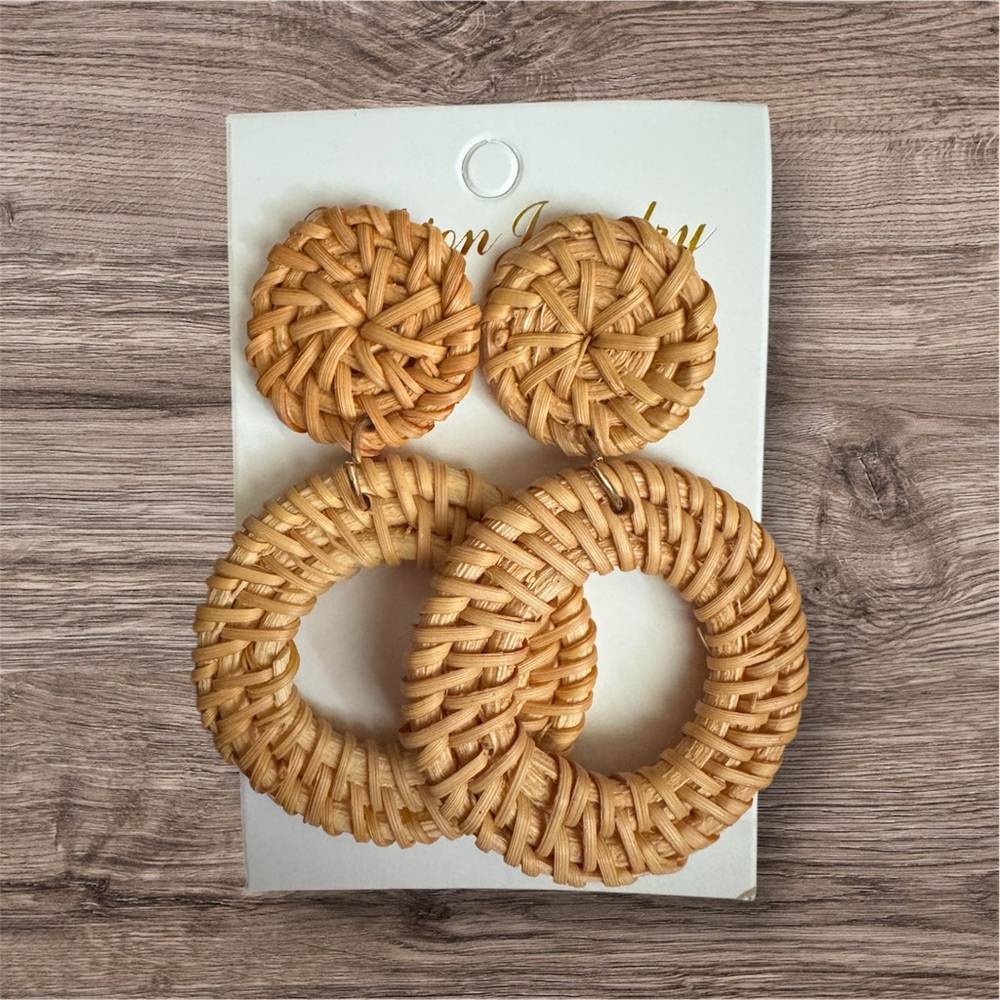 Woven Rattan Hoop Earrings. Lightweight and trendy brand new. For pierced ears.